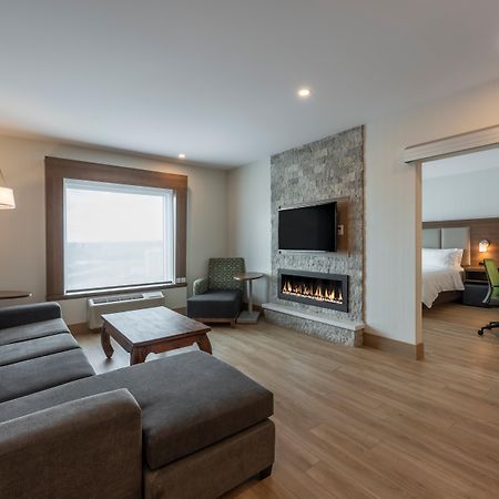 Holiday Inn Express & Suites Moncton By Ihg Buitenkant foto