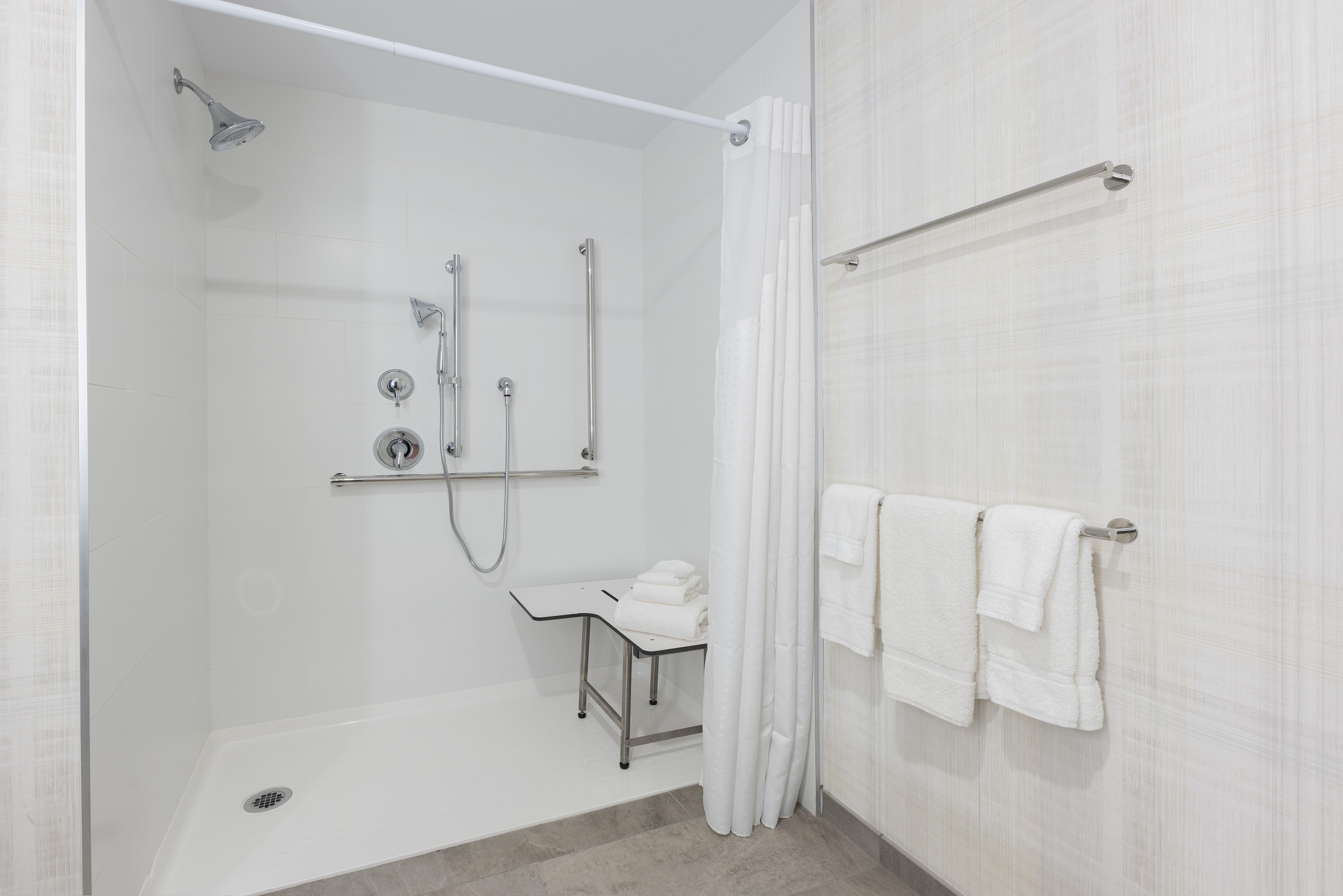 Holiday Inn Express & Suites Moncton By Ihg Buitenkant foto
